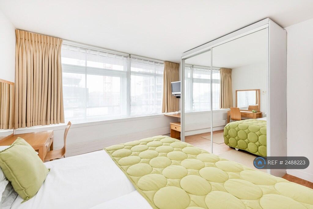 2 bedroom maisonette for rent