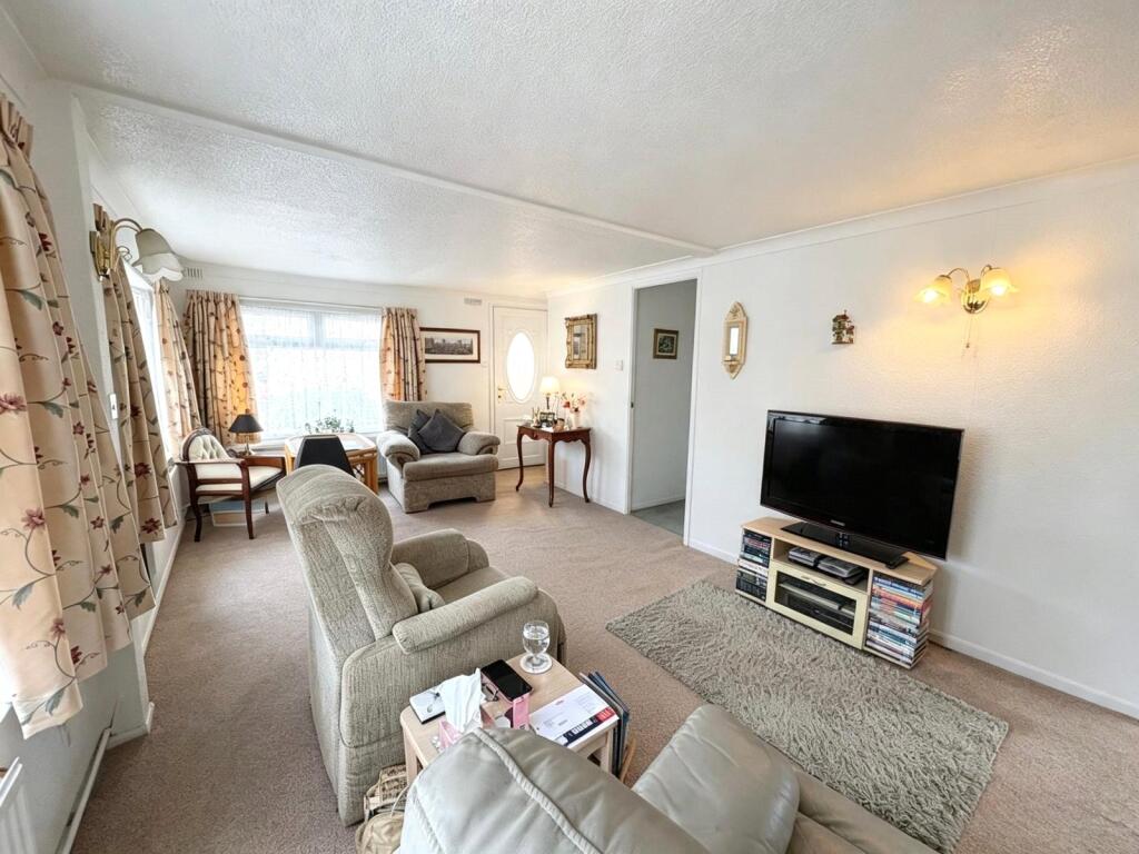House in Stratford-on-Avon, Wootton Hall Residential Park, Wootton Wawen - View 4
