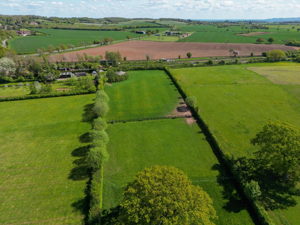 Additional image 2 of The Crescent, Salters Lane, Wootton Wawen, Henley-in-Arden, Warwickshire, B95
