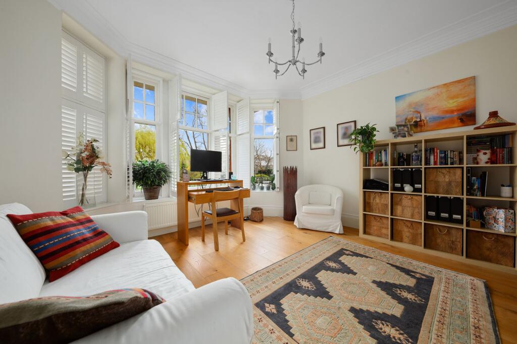 Apartment in Twickenham - View 4