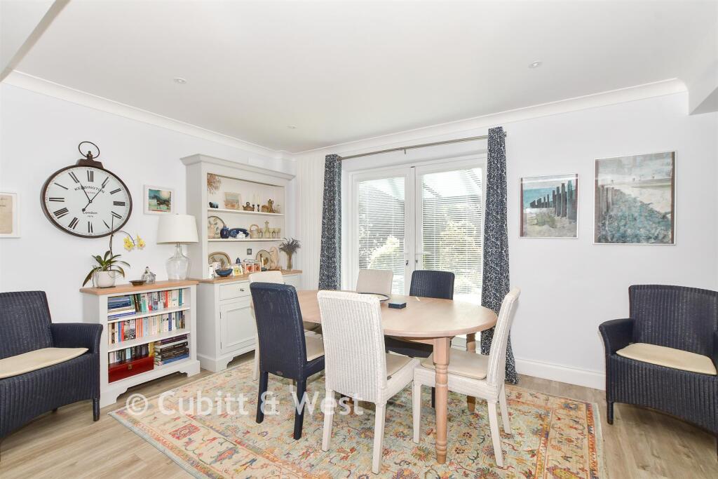 House in Chichester, Petworth - View 4