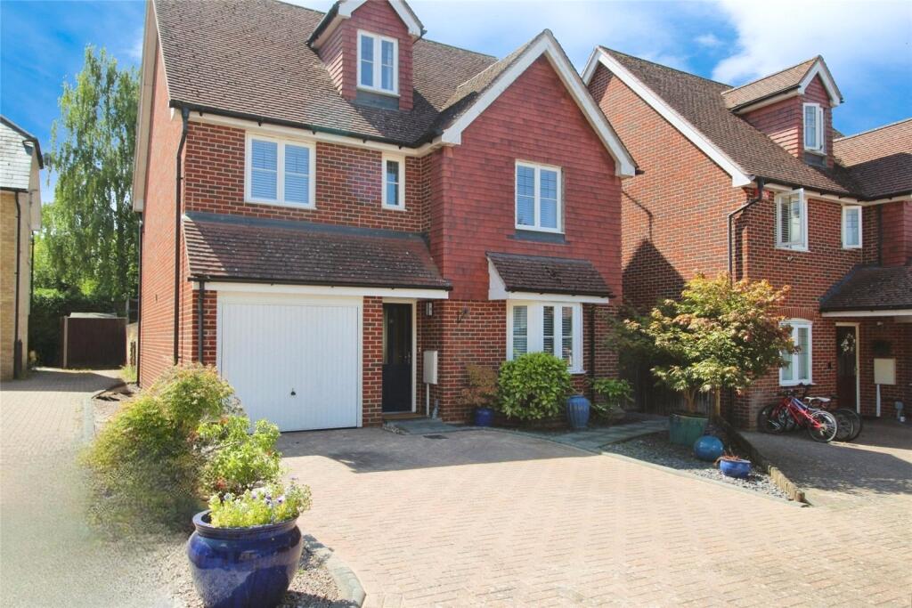 Main image of property: Oak Close, Borden, Sittingbourne, Kent, ME9