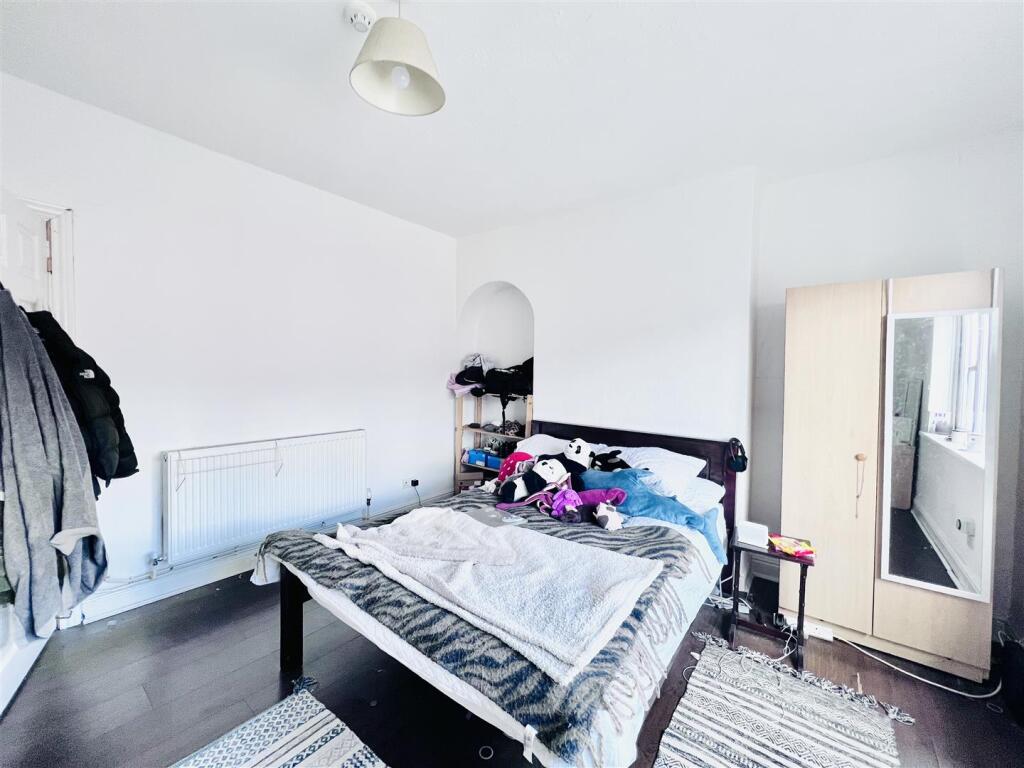Main image of property: Holden Street, Nottingham