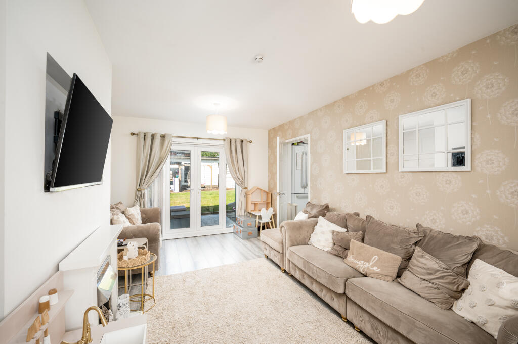 House in Sandwell, West Midlands - View 4