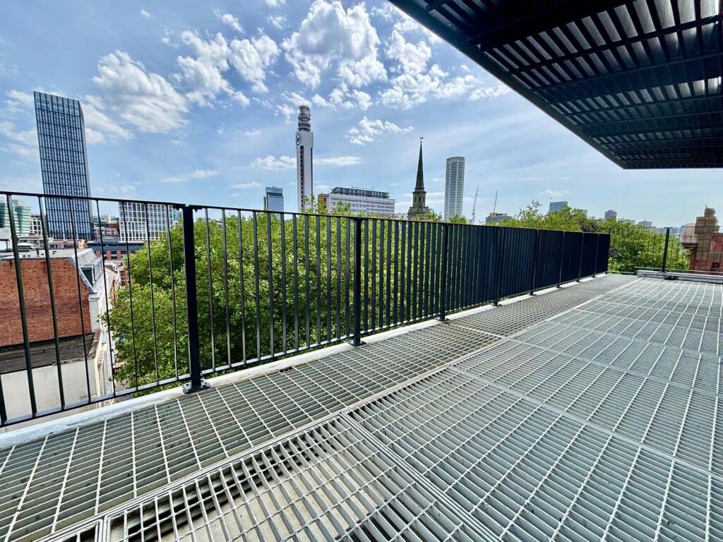 Apartment in Birmingham, Jewellery Quarter - View 4