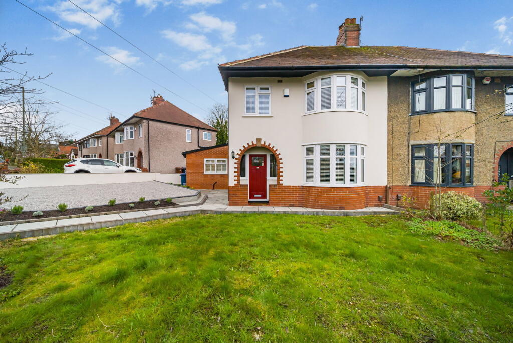 Brunshaw Road, Burnley, BB10 4HS