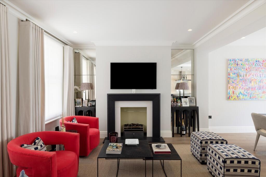 House in London, Hans Town, Chelsea - View 2