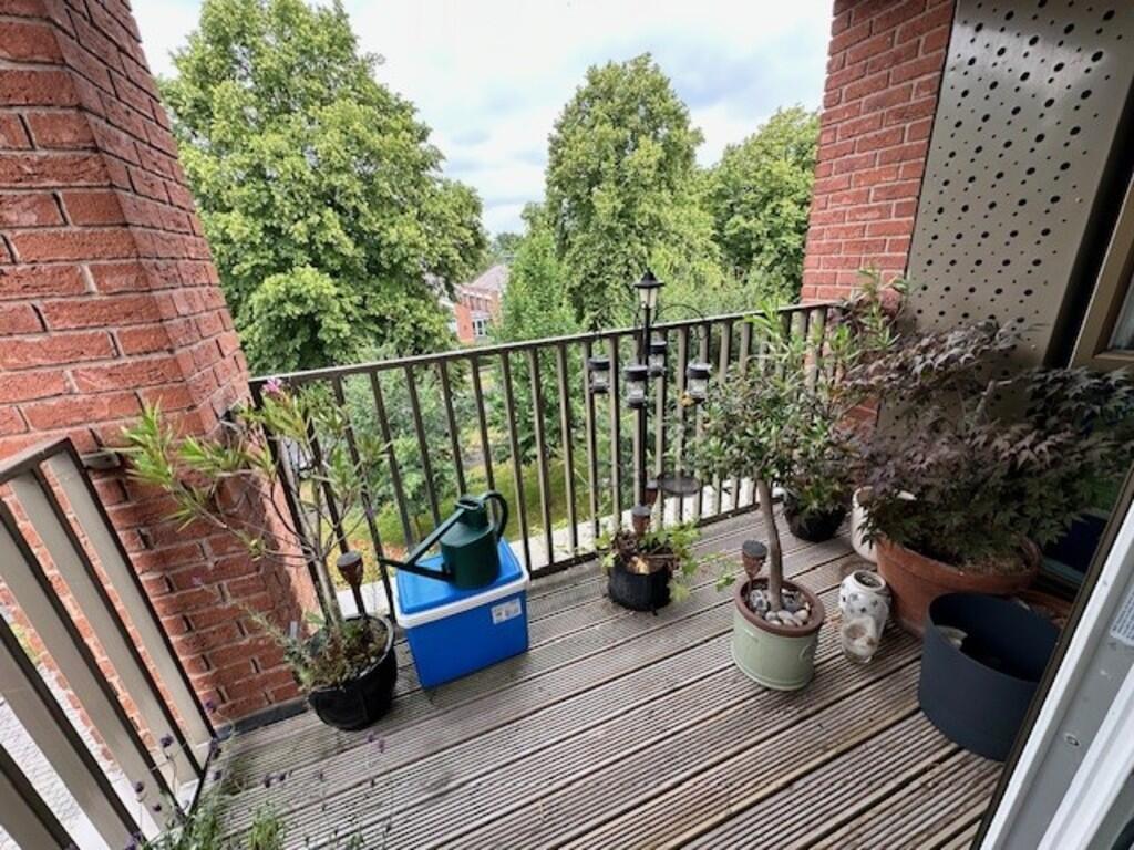 Apartment in York - View 4