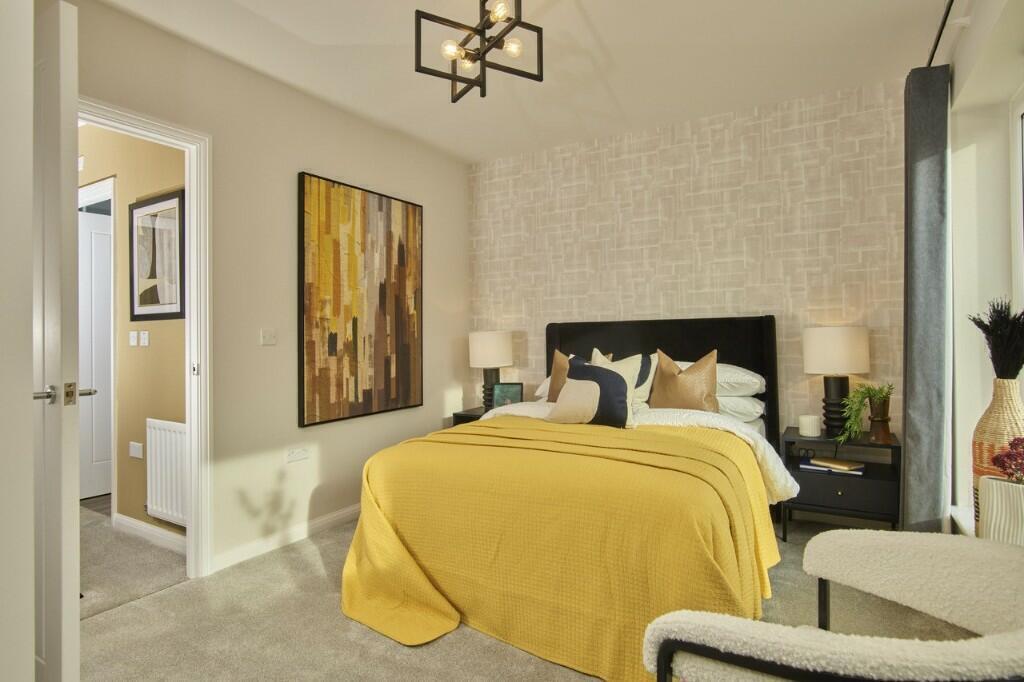 House in Hemel Hempstead - More