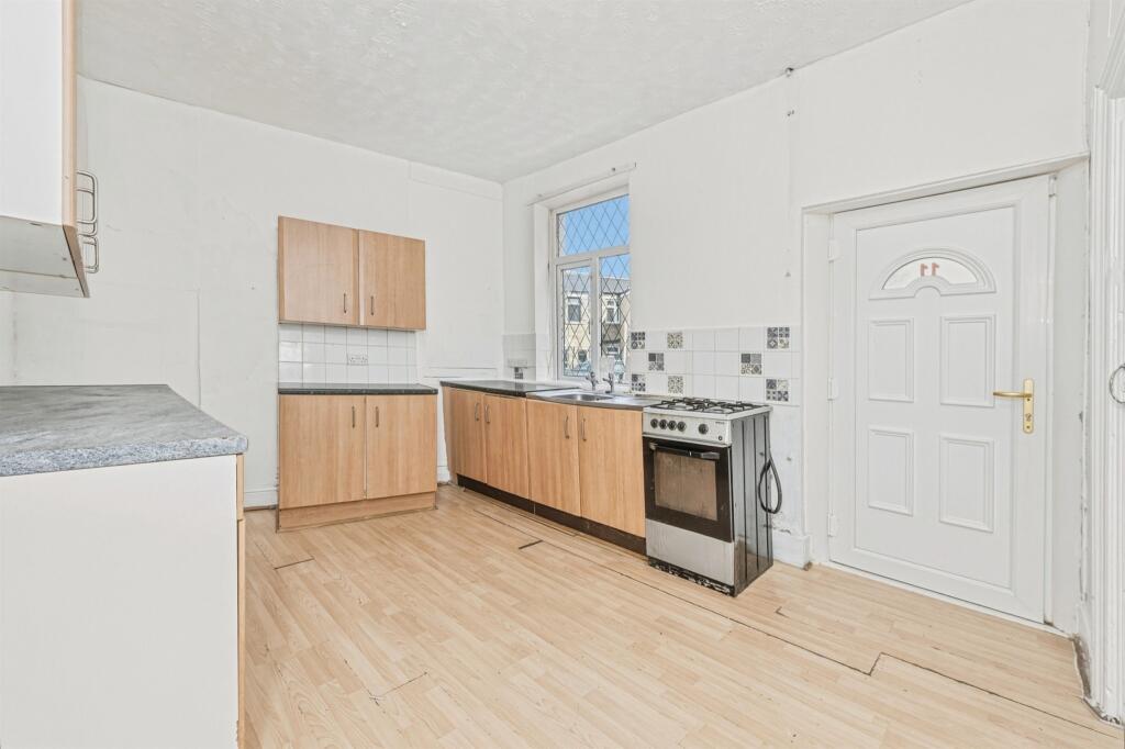 House in Kirklees, West Yorkshire - View 5
