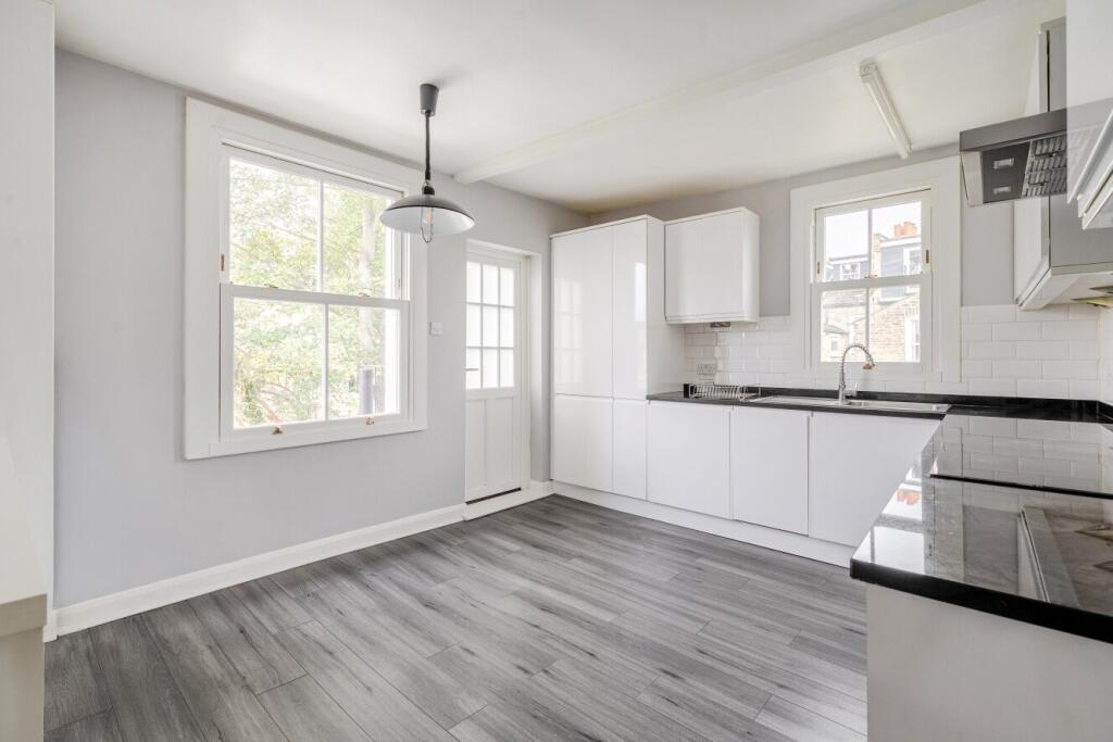 Main image of property: Radbourne Road, Balham, London, SW12