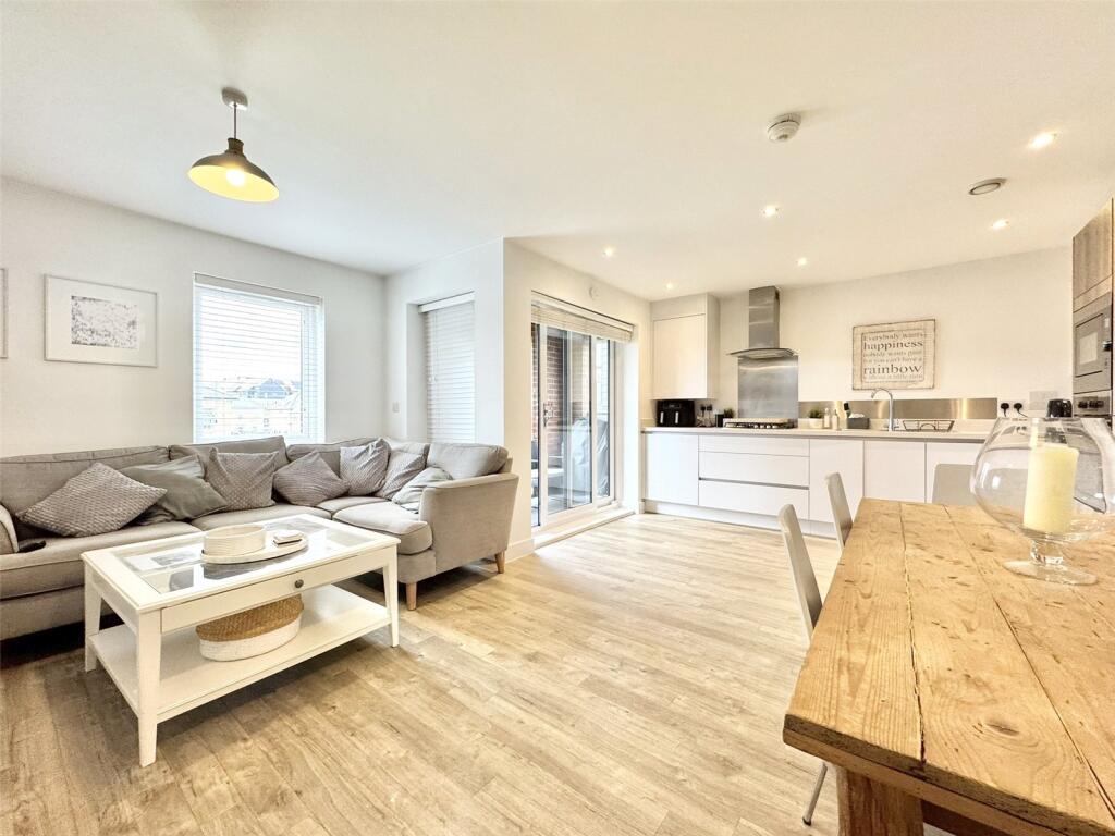 Apartment in Dartford - View 2