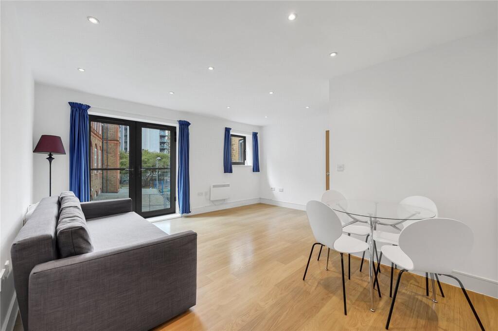 Main image of property: Salmon Lane, E14