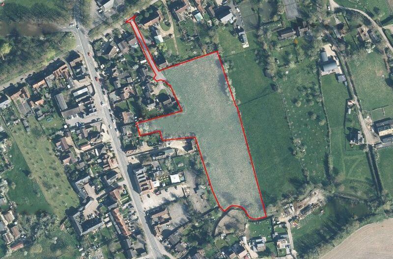 Main image of property: 3.35 acres paddock at Brewer Close, Abingdon