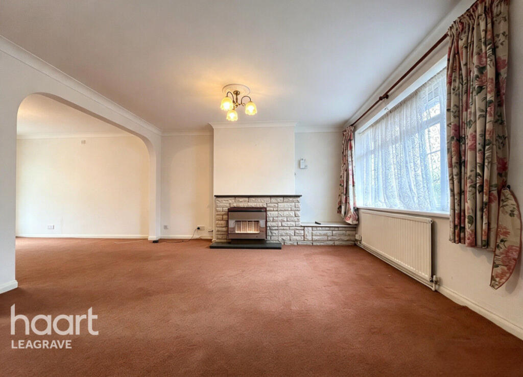 House in Luton - View 3