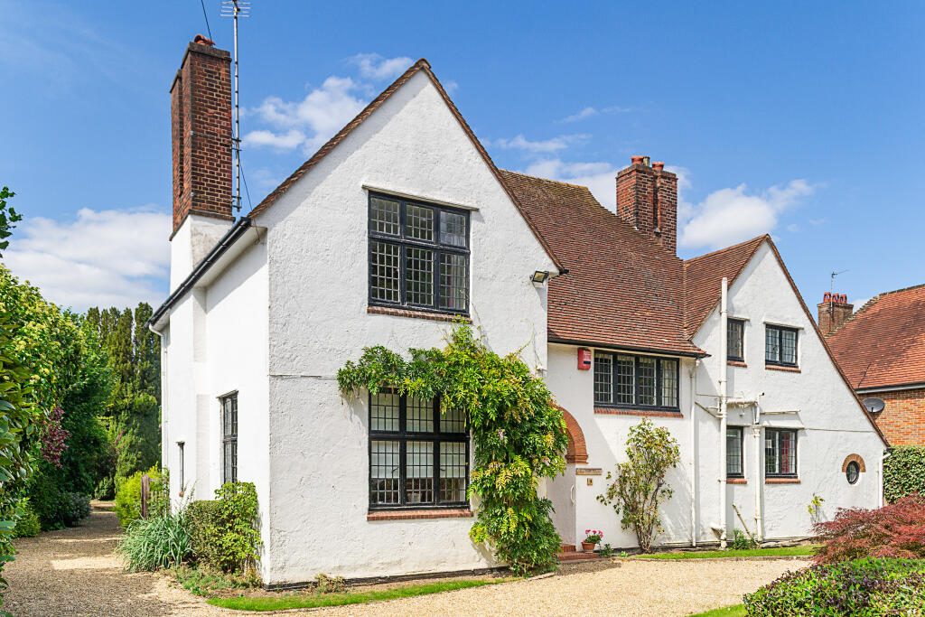 Main image of property: 9 Oval Way, Gerrards Cross, SL9