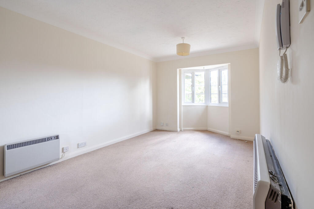 Apartment in Chelmsford - More