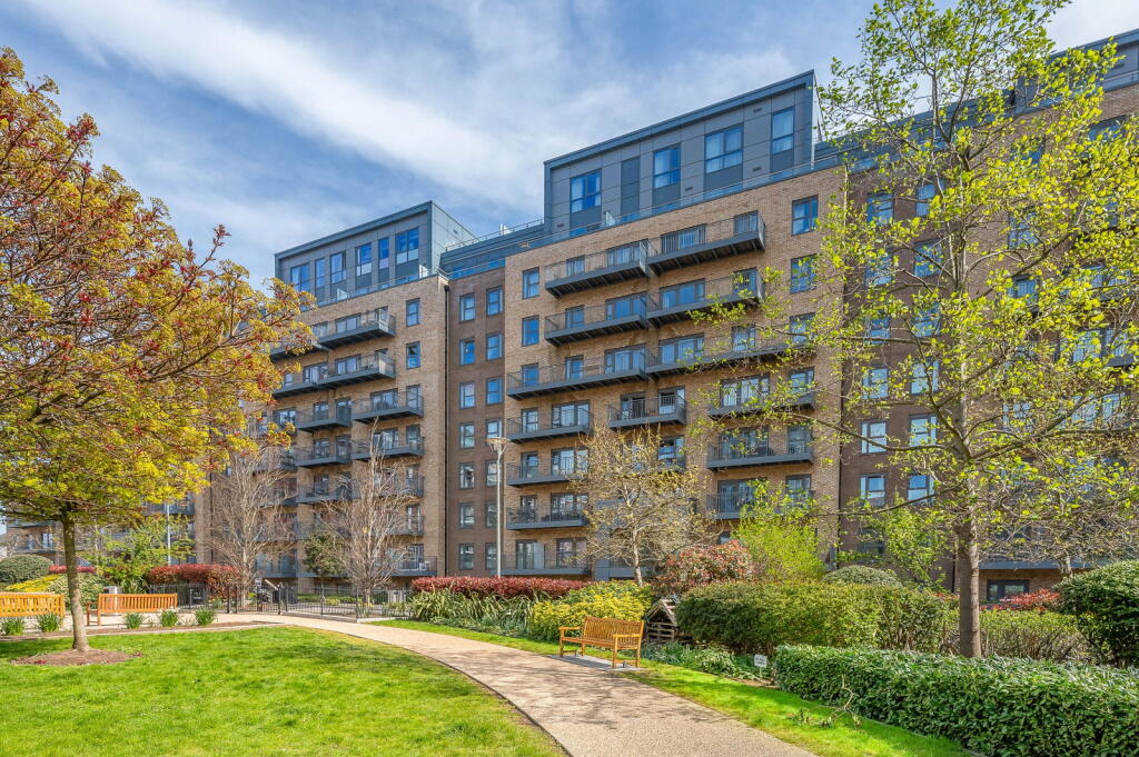 Apartment in London - View 3
