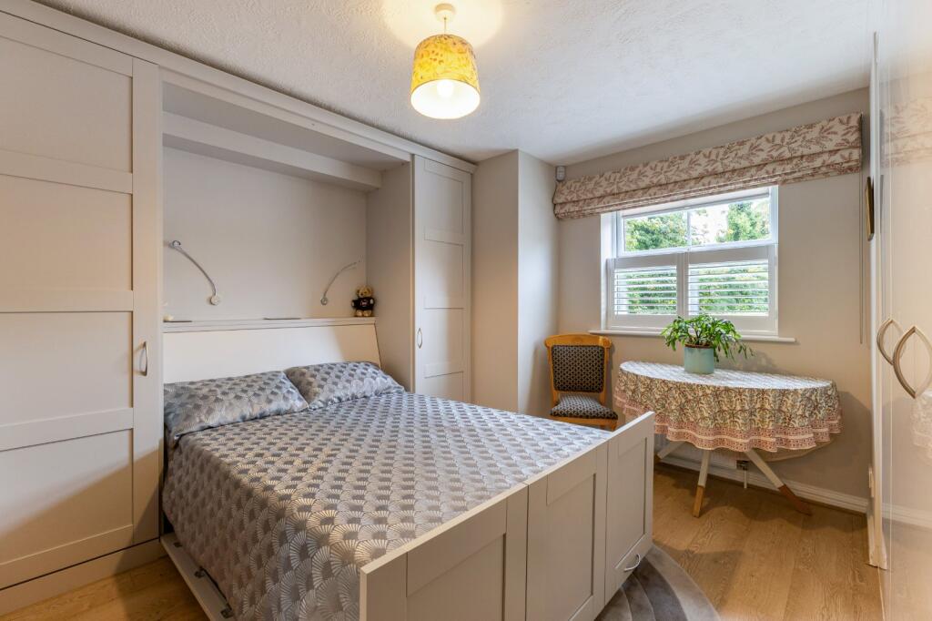 Apartment in Three Rivers, The Cedars Estate, Batchworth - View 5
