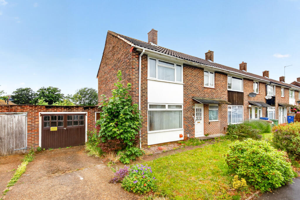 Main image of property: Mainprize Road, Bracknell, RG12