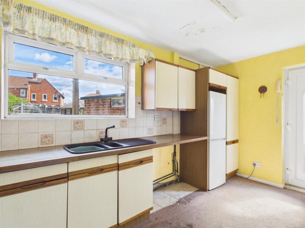 House in Derby - View 5
