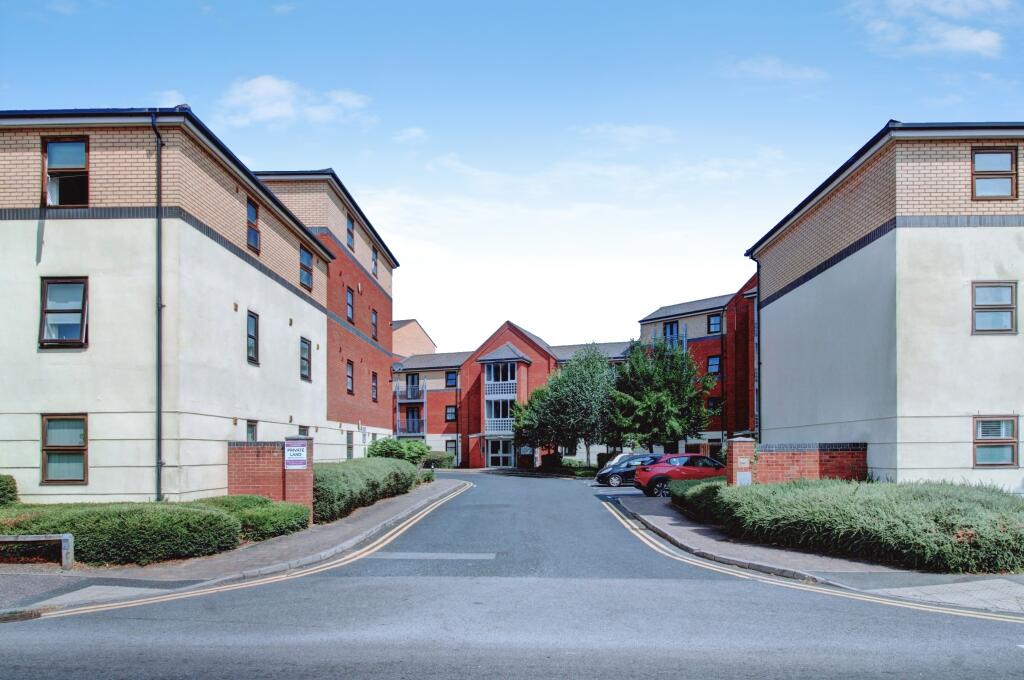 Apartment in Tamworth, Bolehall - View 2