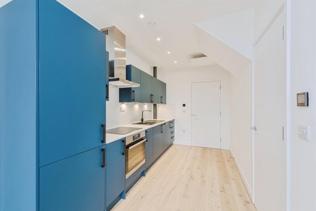 Additional image 4 of Tolson Court, Fazeley, Tamworth