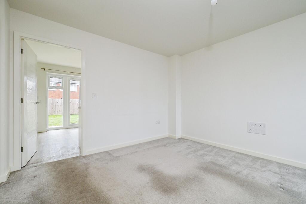 Pike Avenue, Keyworth, Nottingham, NG12 - View 4