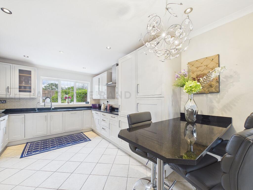 House in Harrow - View 3
