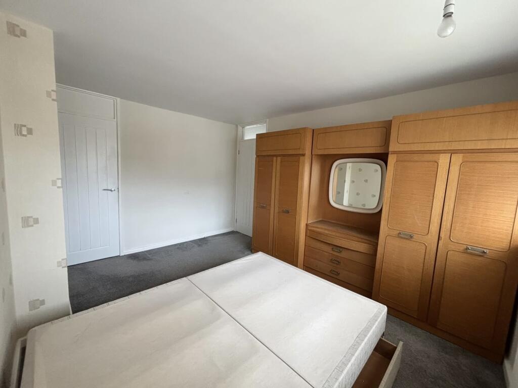 House in Rotherham, South Yorkshire - View 4