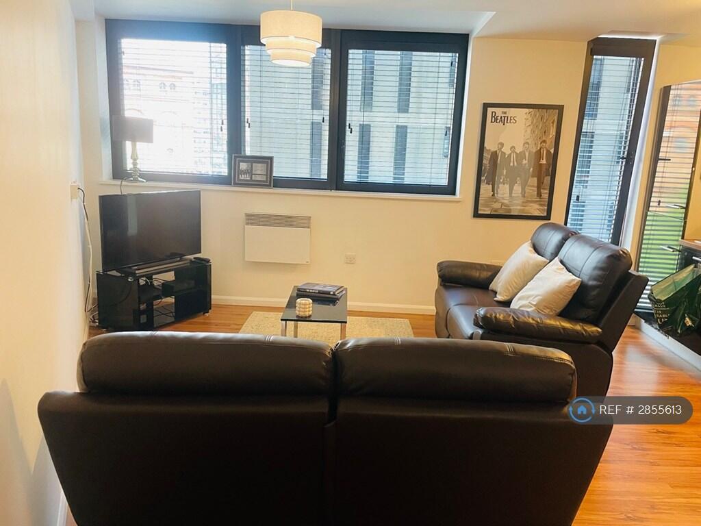Apartment in Liverpool, Waterfront, Vauxhall - View 3