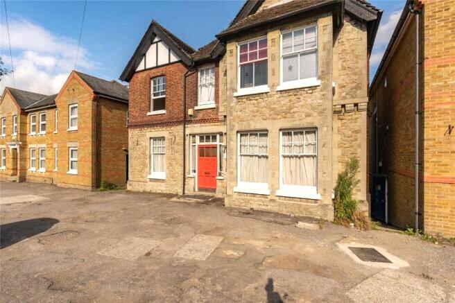 Main image of property: London Road, Maidstone, Kent, ME16