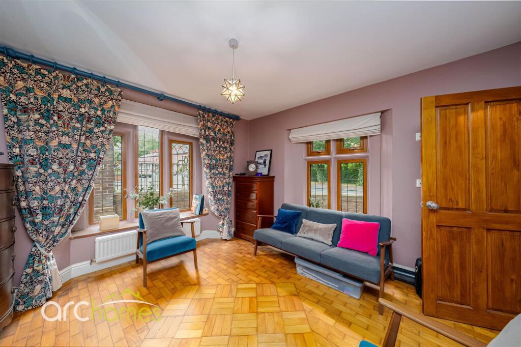 House in Wigan, Lilford - View 4