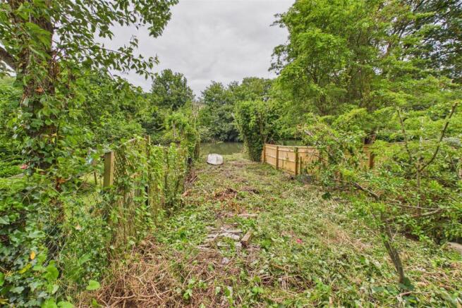 31 Rockliffe Avenue, Bathwick, Bath BA2 6QP | Free