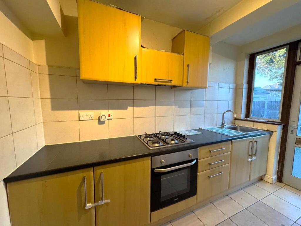 House in Harrow - View 4