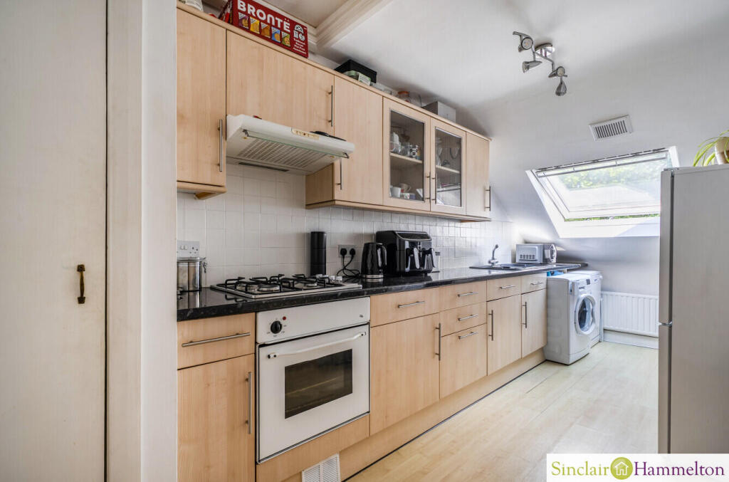 4 Hammelton Road, Bromley, Kent - View 3