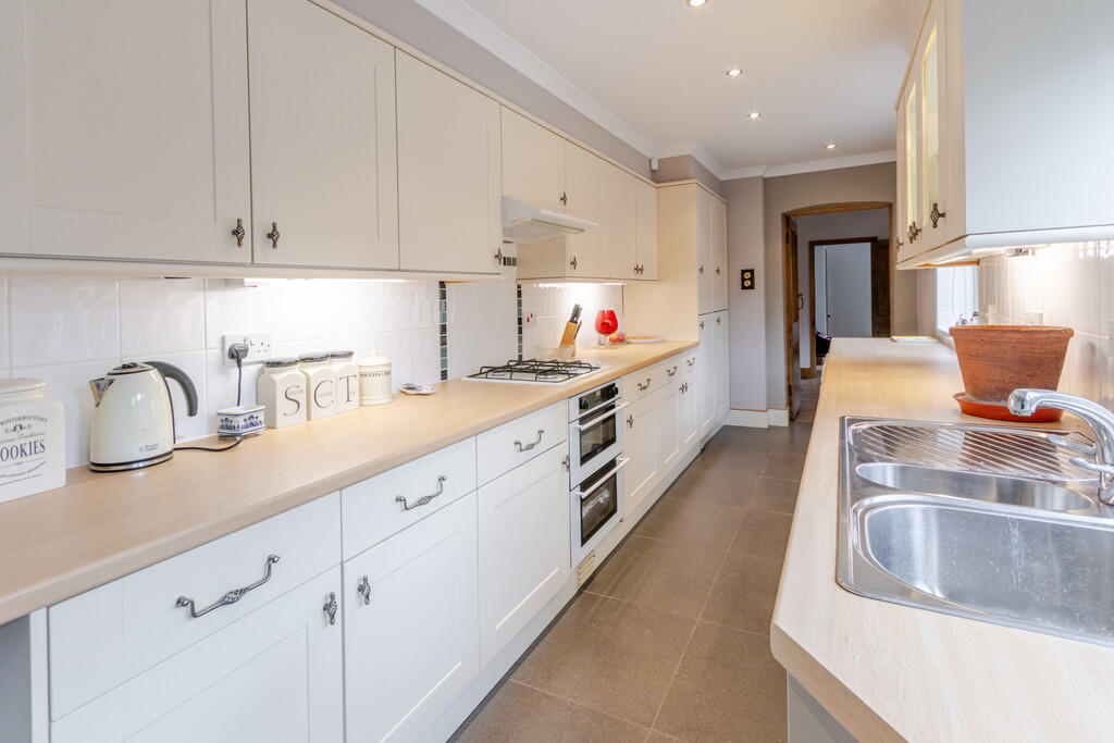 Additional image 11 of Railway Cottages, Station Road