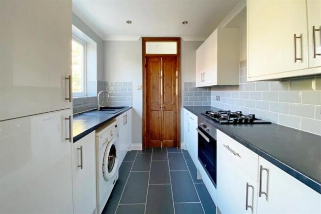 Kitchen (First Floor)