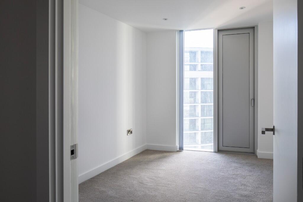 Main image of property: The Residences Deansgate Square, Manchester, Greater Manchester, M15