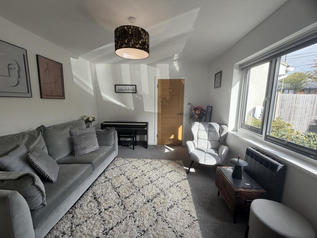 House in Salisbury - View 4