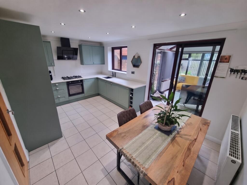 House in Hull, Kingston upon Hull - View 5