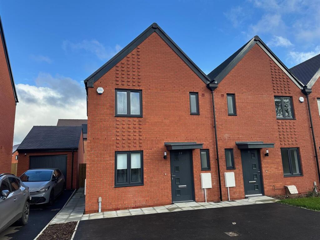 Main image of property: Lapwing Way, Whiteley, Fareham