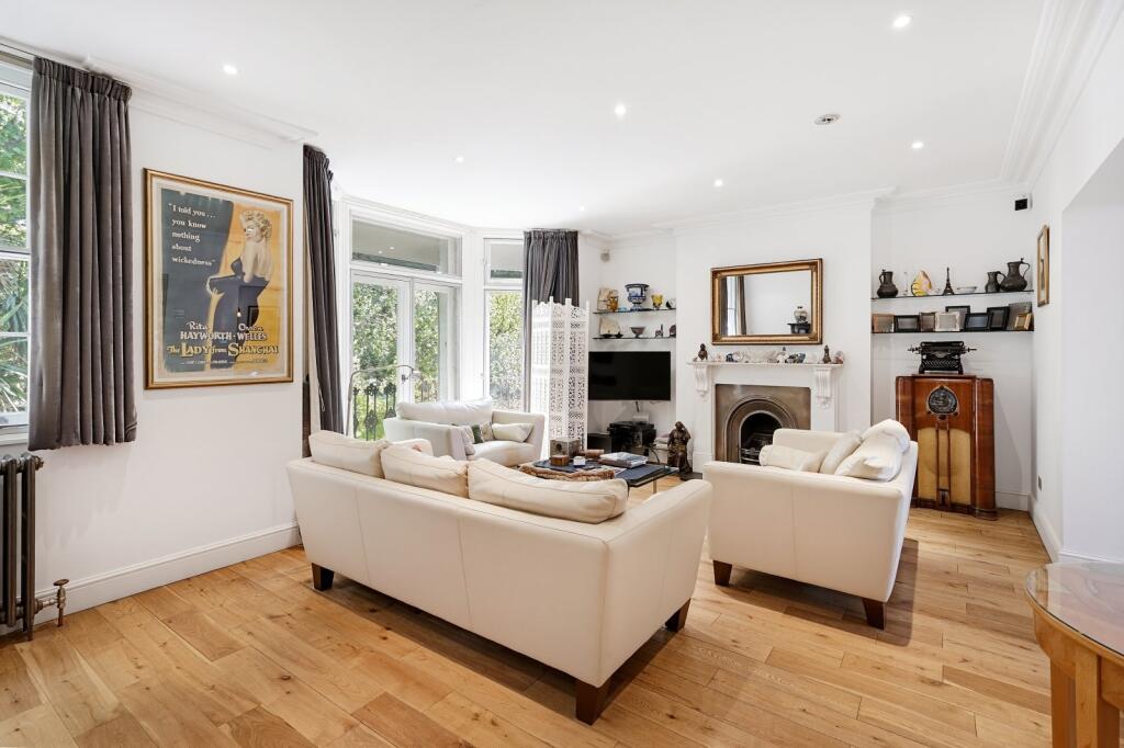 Apartment in London - More