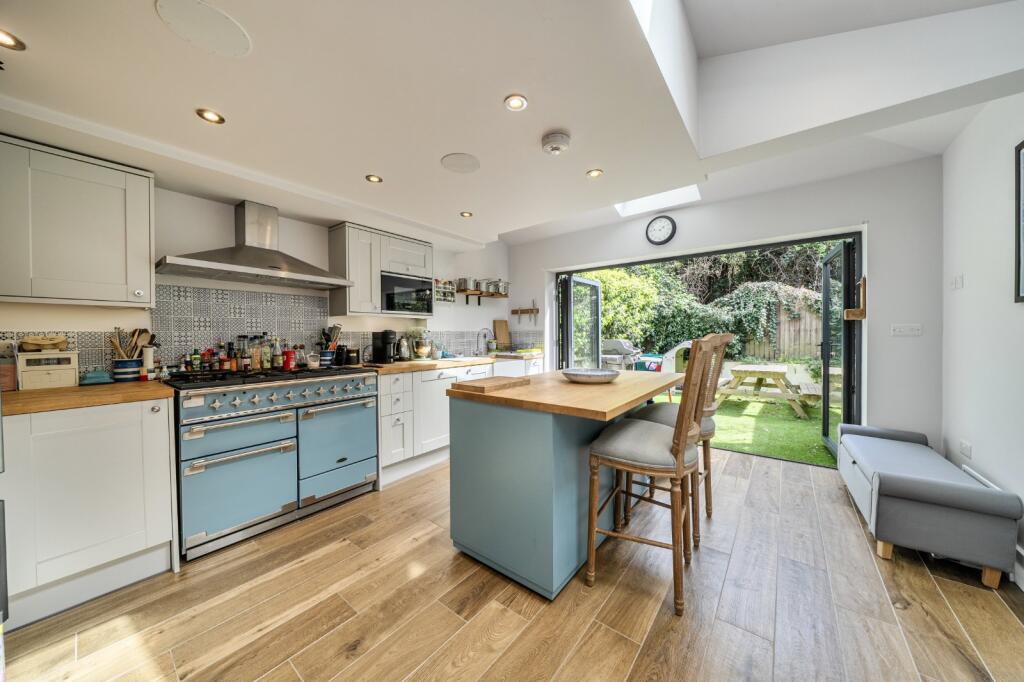 Main image of property: Besley Street, Streatham, London, SW16