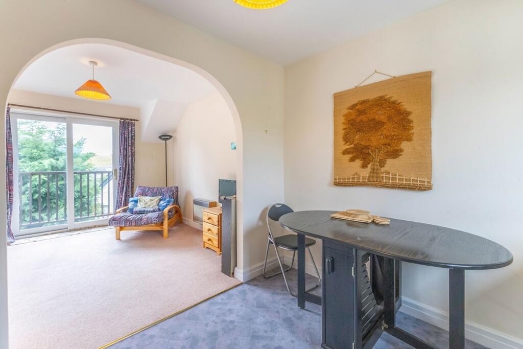 Apartment in Kendal, Heron Hill - More