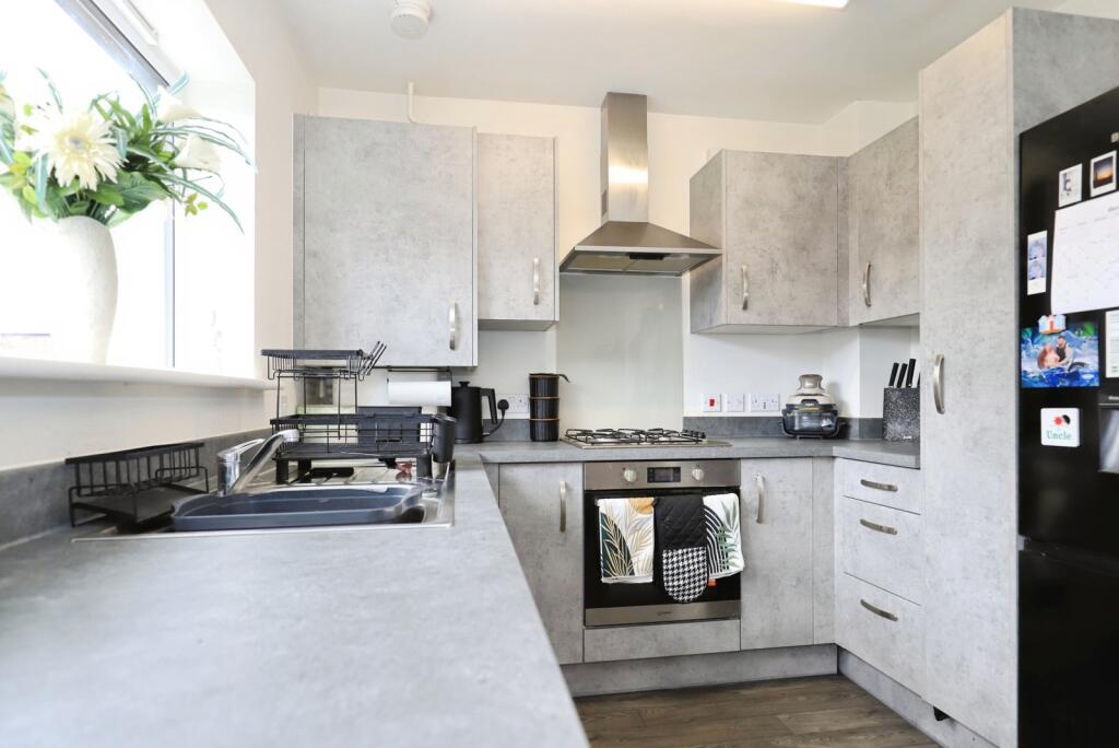 House in Wolverhampton, West Midlands - View 3