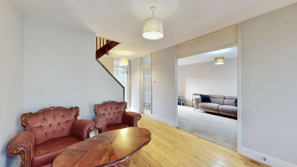 House in Southall - View 4