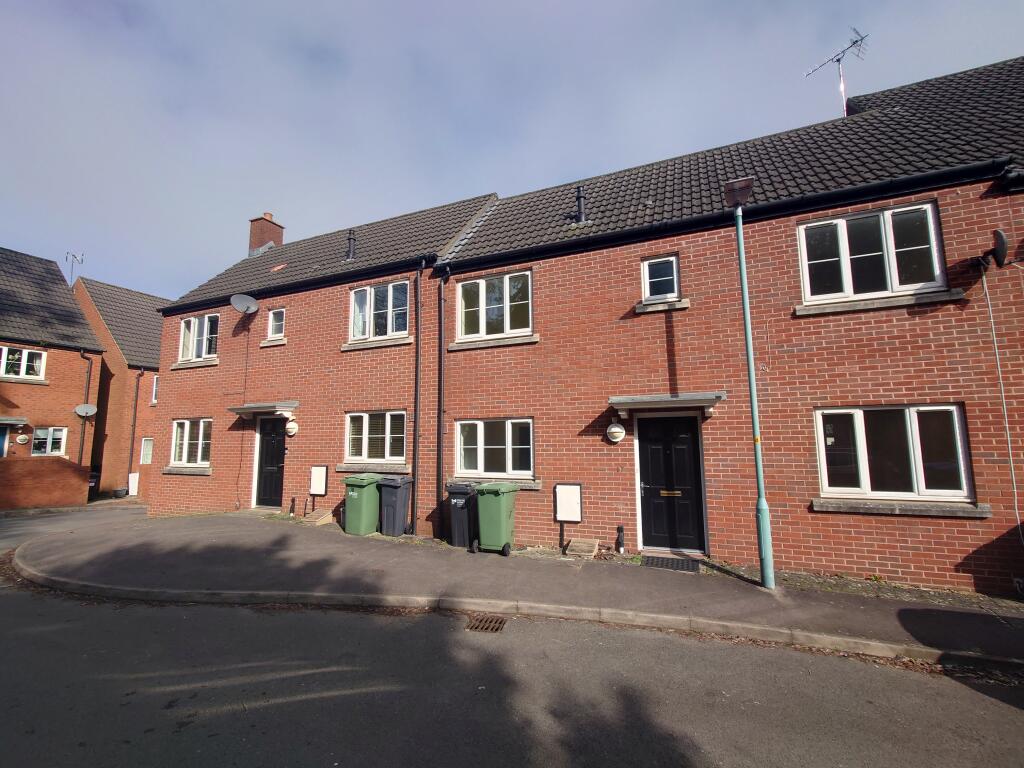 3-bed terraced on 17 Phelps Mill Close, Dursley, Gloucestershire GL11 4GA, £190,000