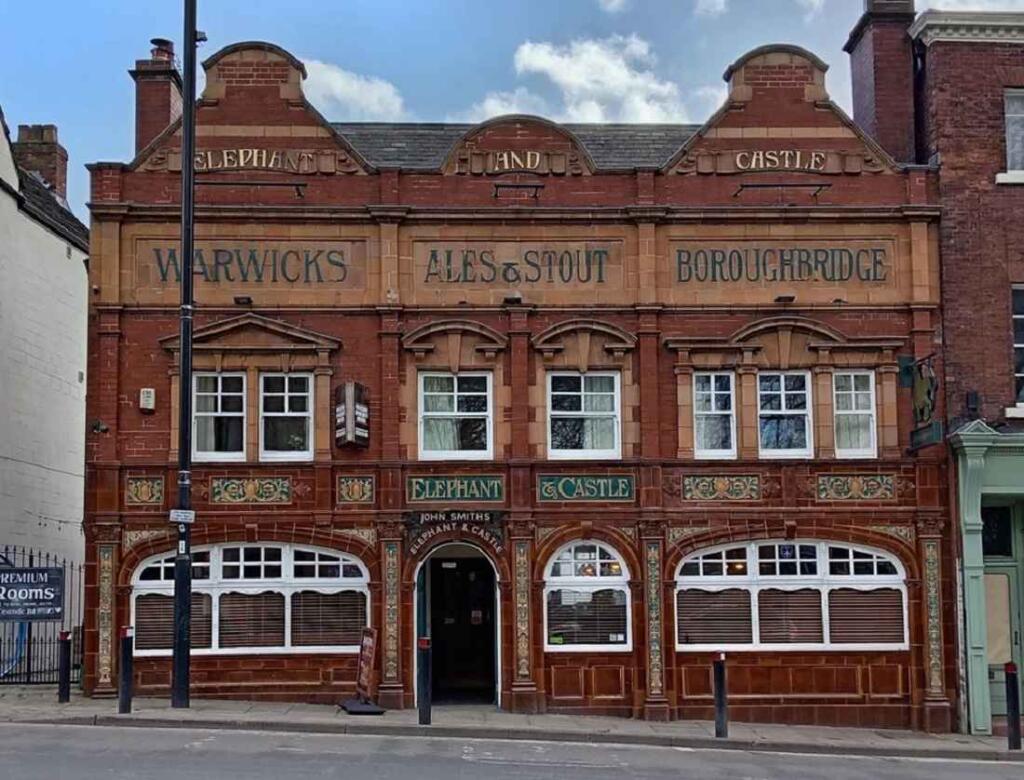 Main image of property: N-626723 - Elephant & Castle, 109 Westgate, Wakefield WF1 1EW