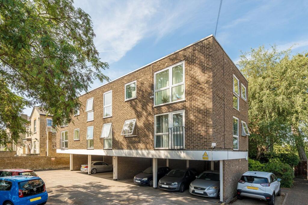 Main image of property: Uxbridge Road, Hampton